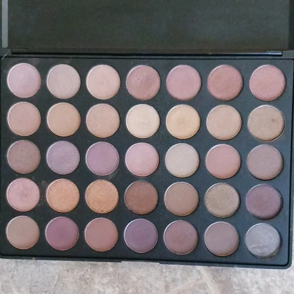 Morphe eyeshadow - Picture 2 of 4
